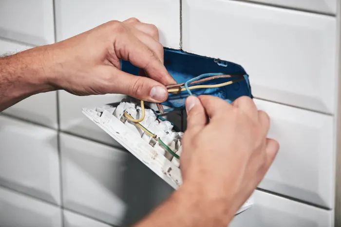How Do You Fix An Electrical Outlet Richmond, CA